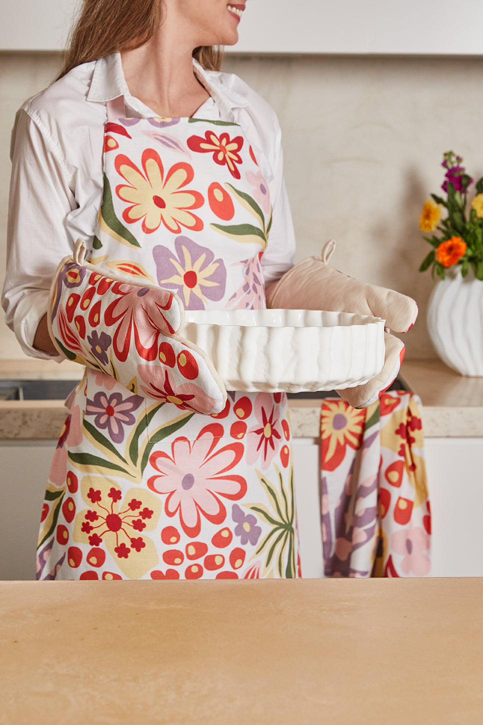 Charmie Floral Apron 83x68x0.2cm Pink Multi