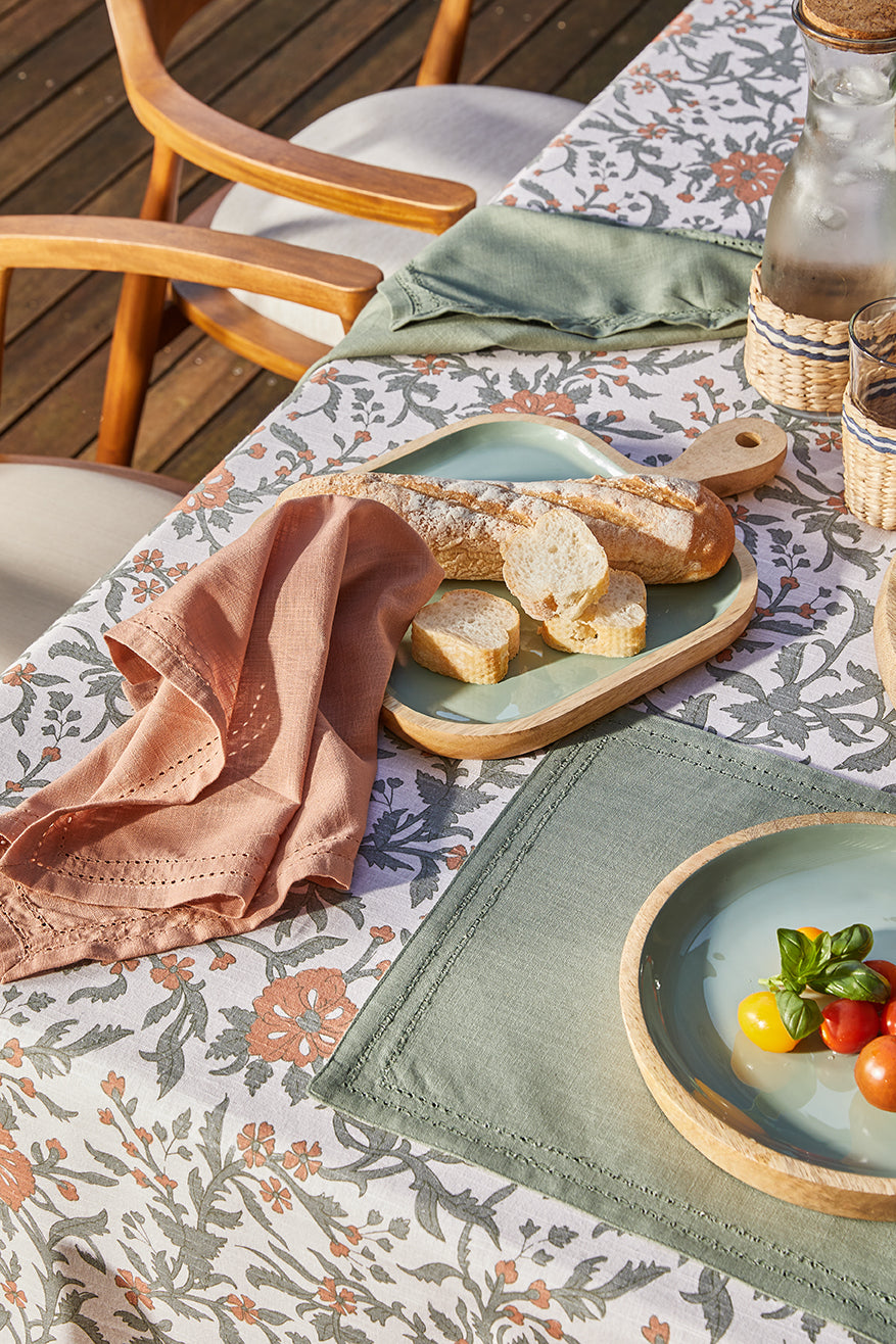 Corinne Square Tray with Handle 26x36x2.5cm Green & Natural