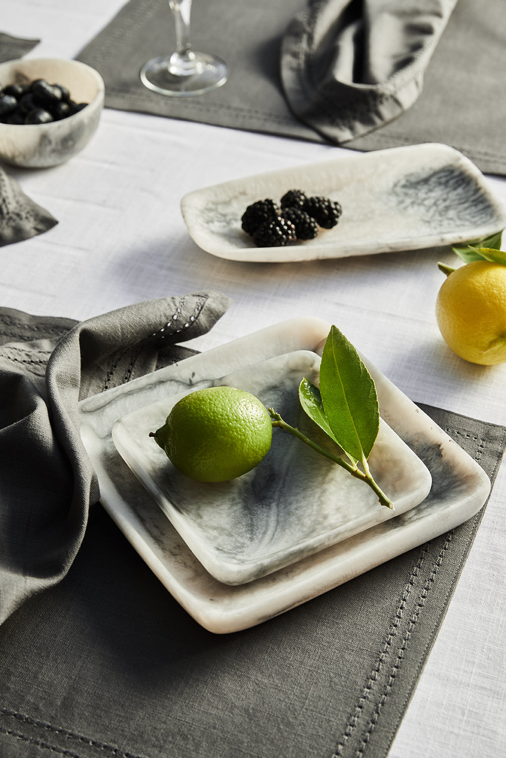Orion Set of 2 Rectangular Trays 23x12.5x3.5cm Grey Stone Matt