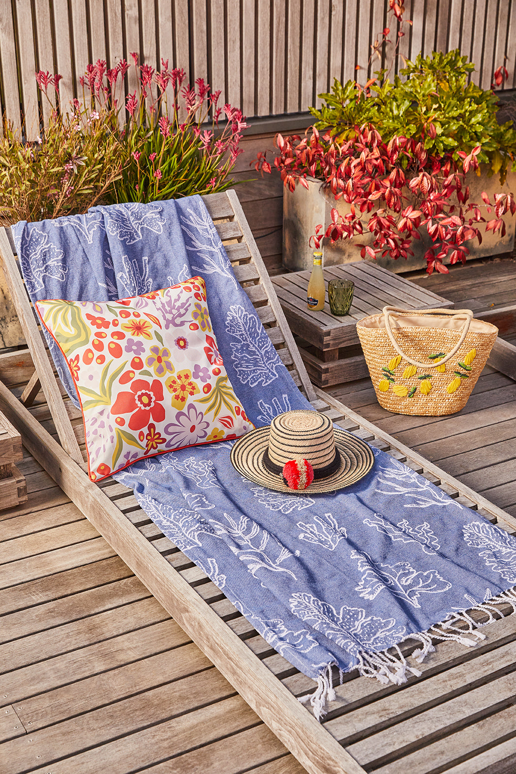 Radiance Outdoor Cushion 50x50x12cm Coral Multi